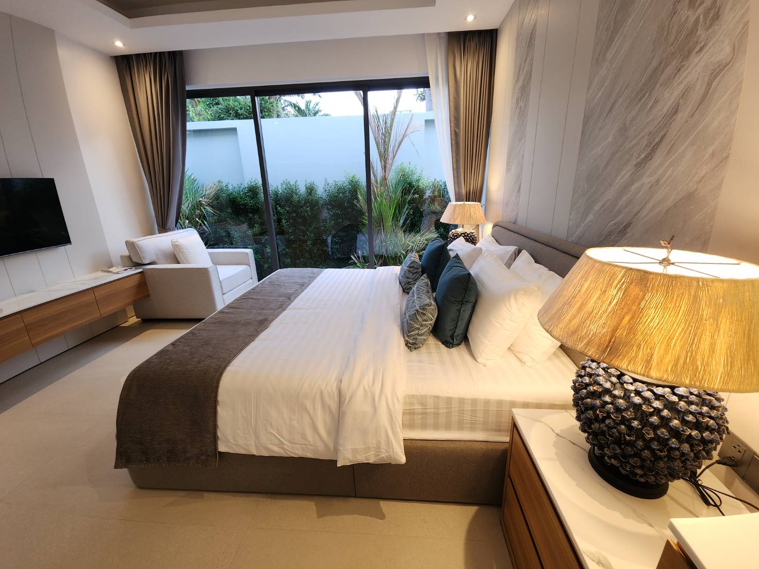 Wilawan Luna Vista 33